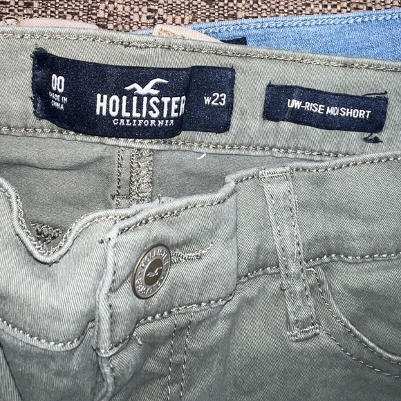 Hollister- Olive green shorts - Picture 3 of 3
